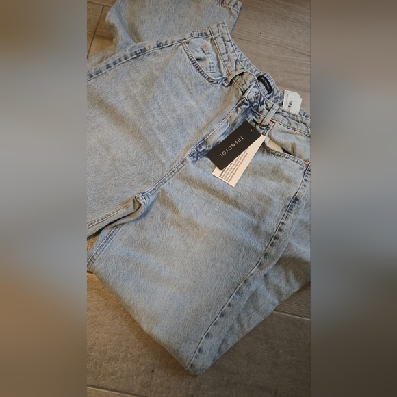 Trendyol Collection - Picture 3 of 3